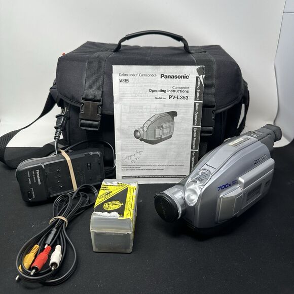 Panasonic PV L353D VHS C Camcorder with Charger Bag Manual and Extra Battery - Picture 1 of 16